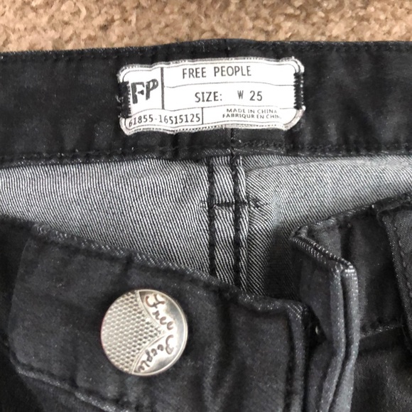 Free people rip knee jeans - Picture 2 of 2